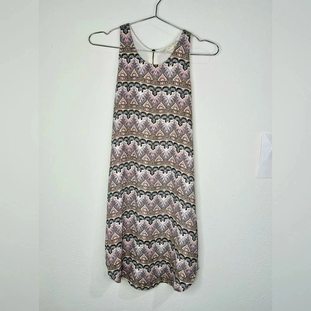Pink Republic Boho Chic Knee Length Dress Vibrant Geometric Pattern & Breezy Fit